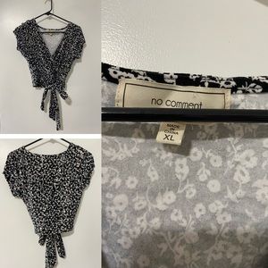 Black and white floral crop top FREE SHIPPING